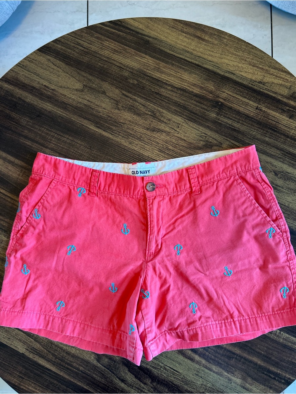 Old Navy Coral Pink Women’s Anchor Embroidered Shorts